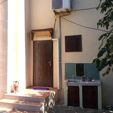 Bini * セインツ・コンスタンティン＆ヘレナ